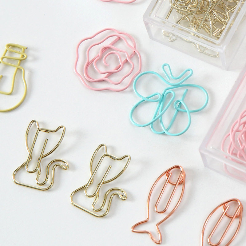 Cartoon metal paper clips, colorful special-shaped bookmarks, male paper clips, creative animal-shaped paper clips
