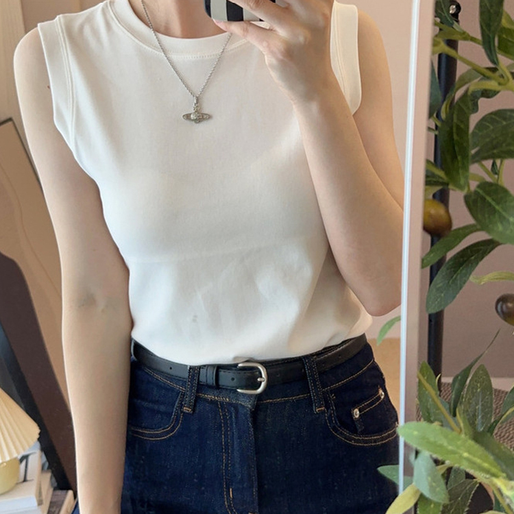 Modal Summer Round-Neck Sleeveless Vest for Women, Slim Fit, Versatile, Covers Side Breasts, Inner Wear, 2026 New Style, Elegant Top Modal Summer Round-Neck Sleeveless Vest for Women, Slim Fit, Versatile, Covers Side Breasts, Inner Wear, 2026 New Style, Elegant Top