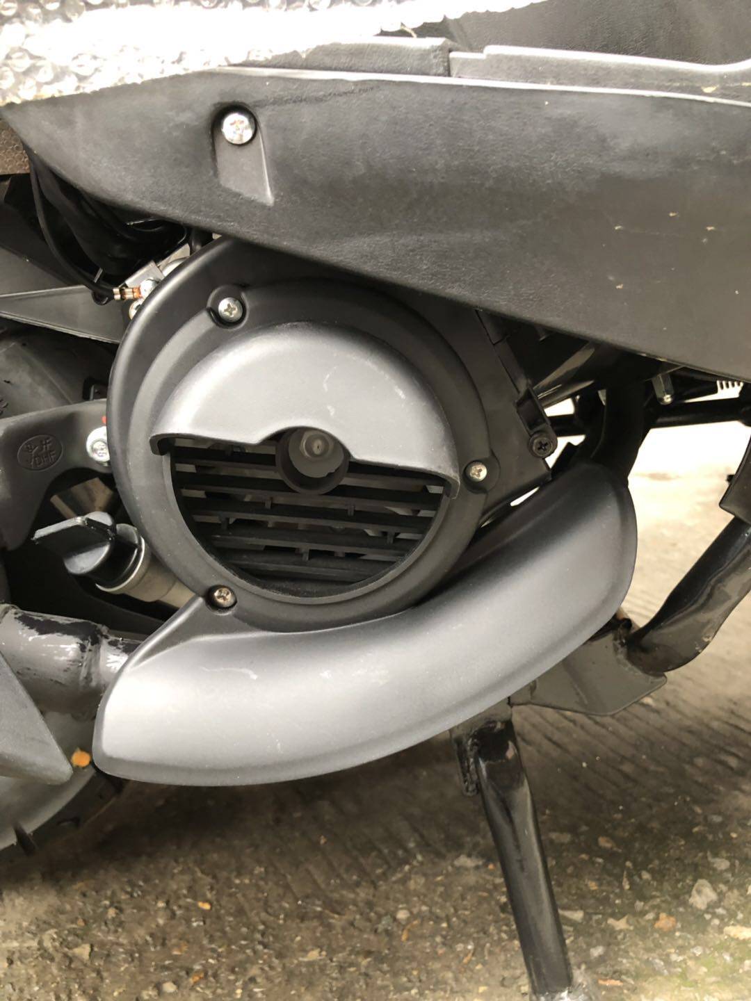 GY6 engine fan cover 125 Yu drill exhaust pipe anti - hot pedal scalp upgrade version of fan cover