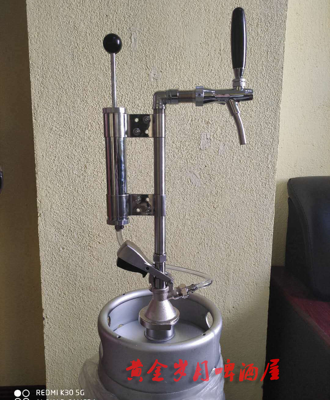 Draft beer machine Wine vending machine Wine column beater Craft beer keg beater Pump Rotating barrel wine sales system