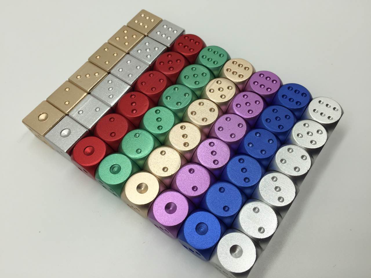 Strengthen Edition Creative Metal Aluminum Dice Bronze Dice Solid Heavy Hand Sensation Color Son Memorial Collection Screen Birthday Gift