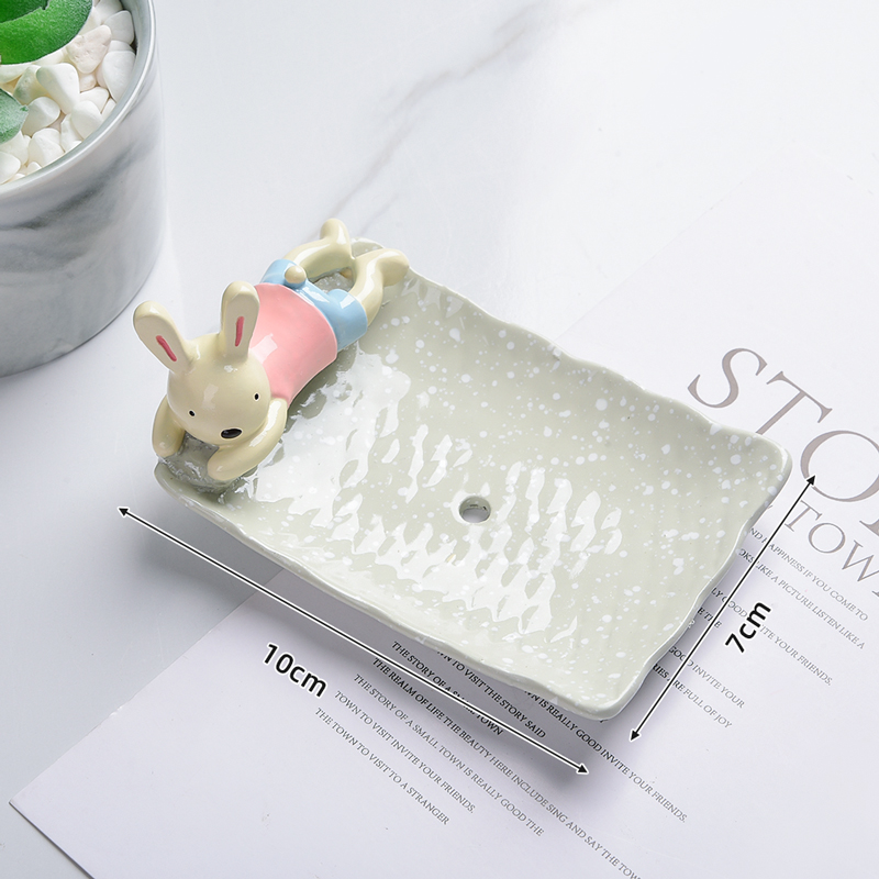 Creative animal teddy dog ​​soap dish personality drain soap tray bathroom dressing room cute cartoon children children soap box