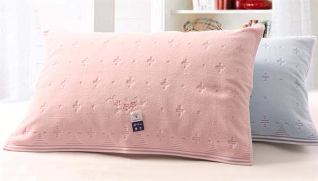 khuyến mãi kỷ niệm một cặp hoa miễn phí vận chuyển / khăn chính hãng vàng số gối vườn tao nhã nổi dày - Khăn gối khăn bông gối
