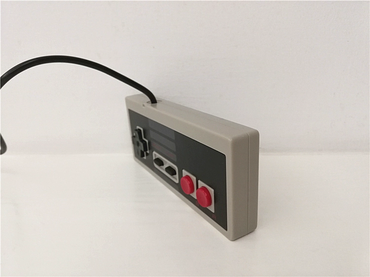 Máy tính xách tay PC màu đỏ và trắng cổ điển Máy chơi trò chơi điện tử Nintendo Nintendo hoài cổ chiến đấu với bộ điều khiển máy tính USB - Người điều khiển trò chơi nút bấm chơi game