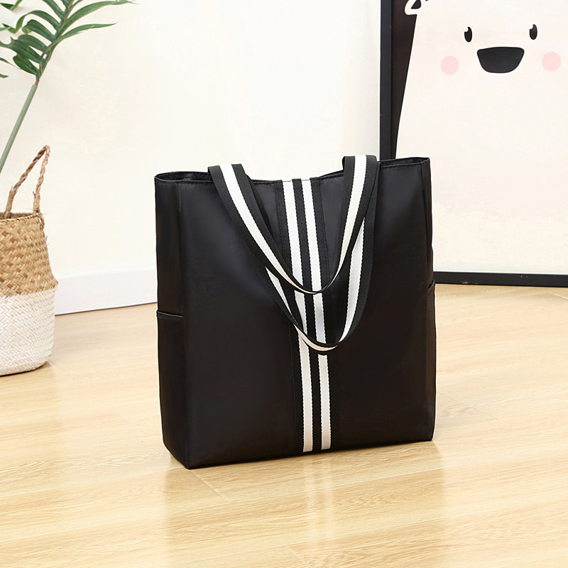 Business Trip Bag, Large Capacity Men's and Women's Travel Bag, Student Bag, Single Shoulder Waterproof Trendy Portable Shopping and Travel Bag