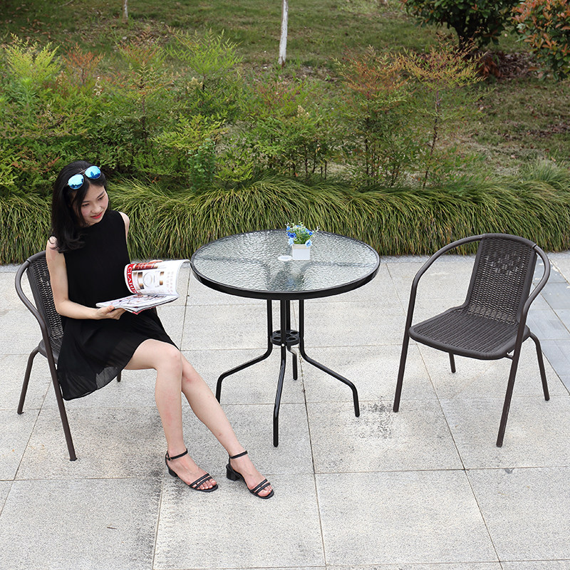 Outdoor table and chair combination leisure rattan chair with umbrella balcony courtyard wrought iron coffee table rattan outdoor terrace three-five-piece set