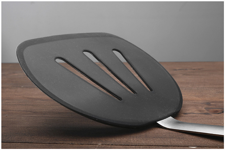 Thủ quỹ tình yêu xẻng silicone xẻng không dính đặc biệt nhiệt độ cao nướng hộ gia đình nấu ăn xẻng dụng cụ nhà bếp chảo gang đúc