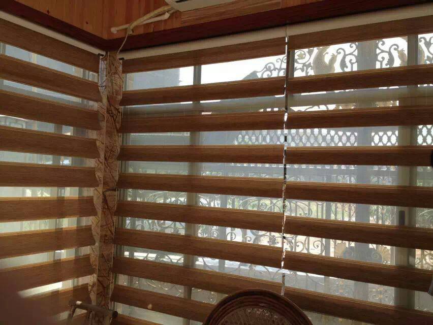 Such as a fish water make-up room venetian blind