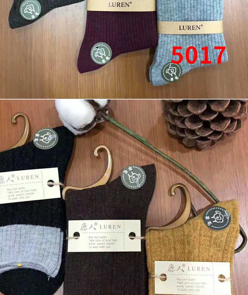Vớ hươu nữ mùa thu và mùa đông dày vớ len ấm áp và thoải mái trong vớ cotton ống 5017 8017 5 đôi vớ noel