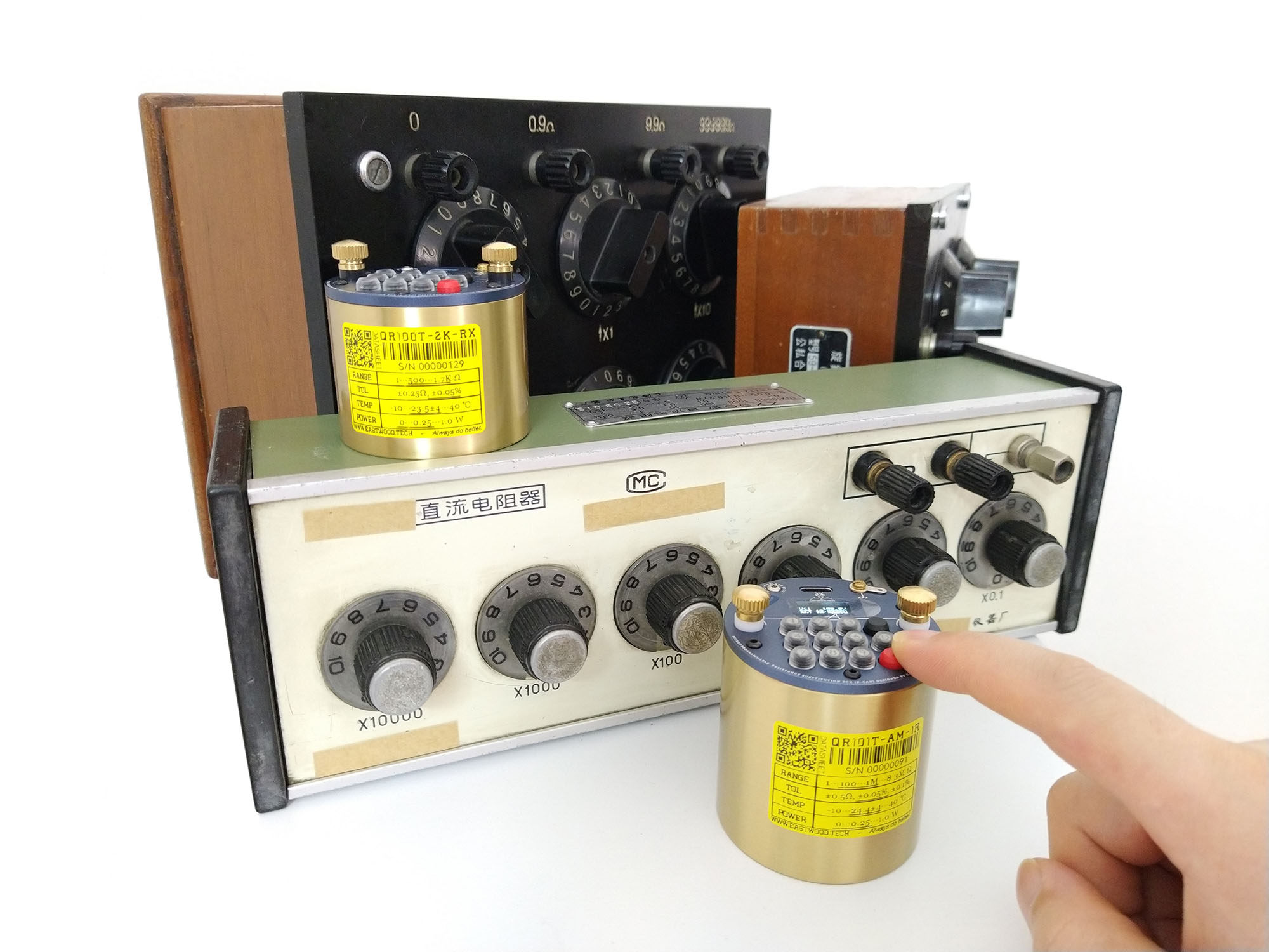 Eastwood.tech QR10 PR200 Program-Controlled Resistance Box - High ...