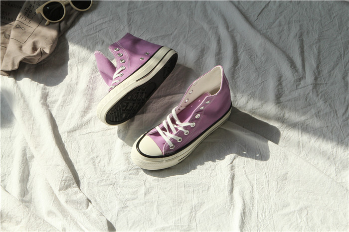 Giày vải cao cổ màu rắn retro 0,94kg giầy sneaker nữ