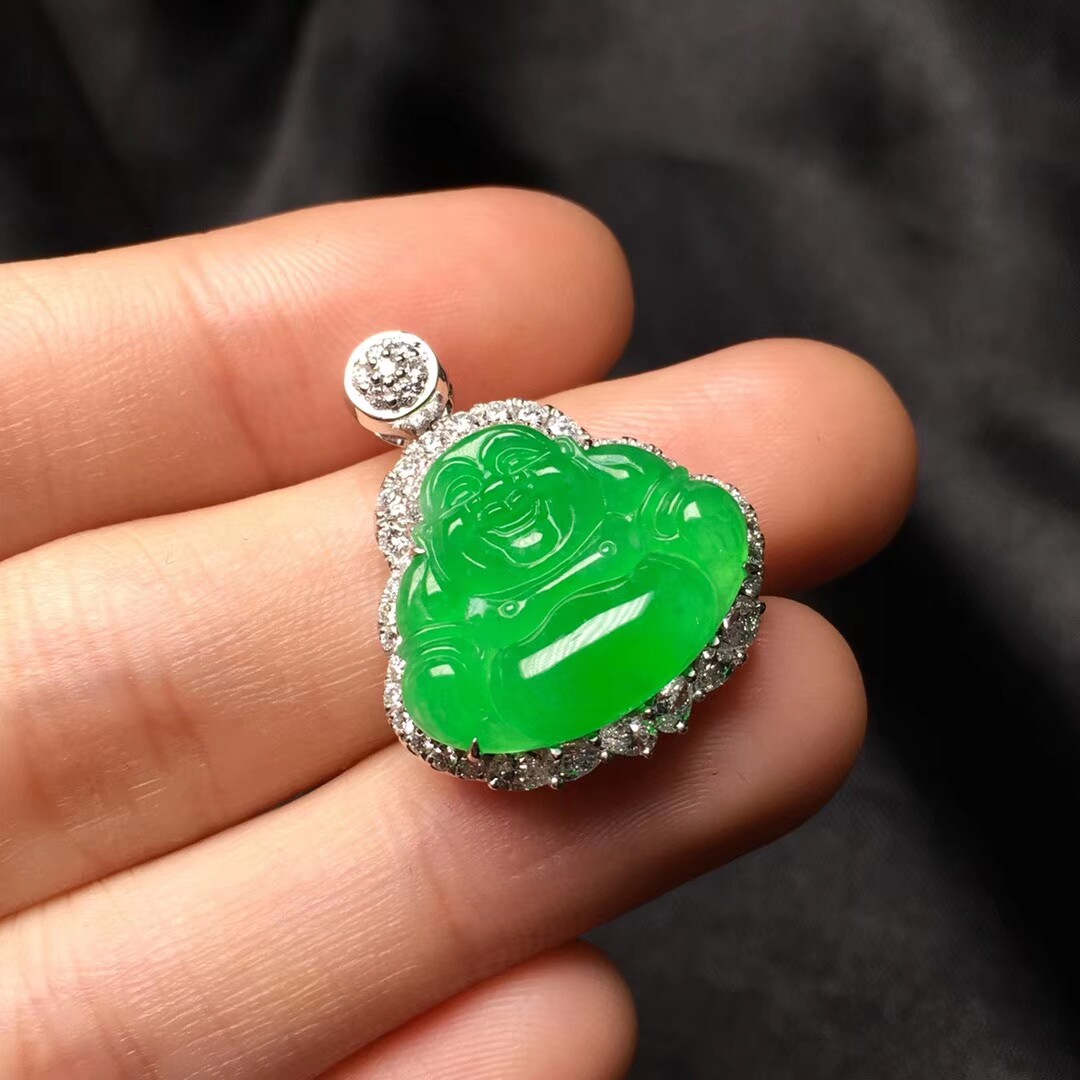 Emerald Ice Seed Jade Buddha Pendant Ring Pendant Ring Pendant Ring Inlaid Jade Buddha Guanyin Pendant
