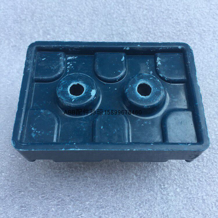 ABB motor M2BA180MLA4 18 5KW Terminal block length 80mm Mounting hole distance 30mmABB terminal block