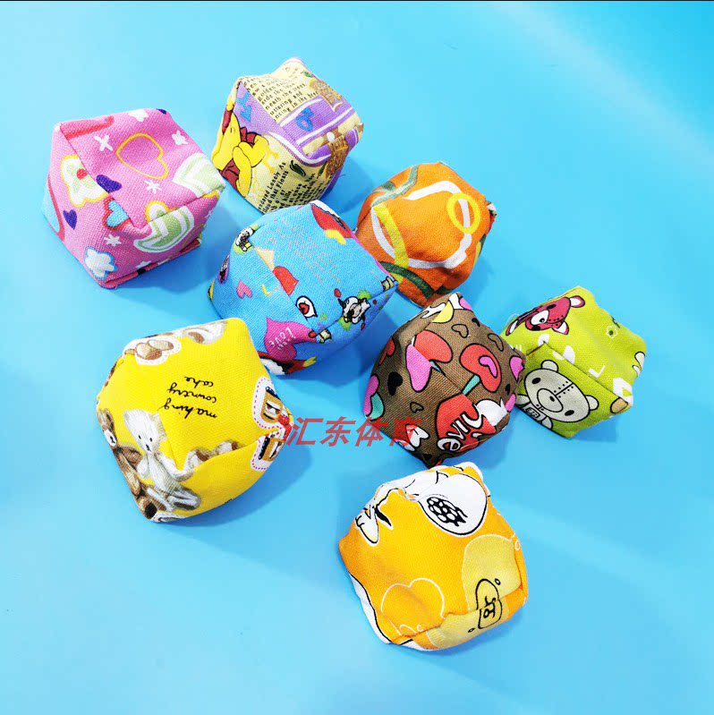 Three-dimensional 250g sandbag cartoon pattern five taels of sandbag half a catty heavy sandbag 6*6cm cube shape sports