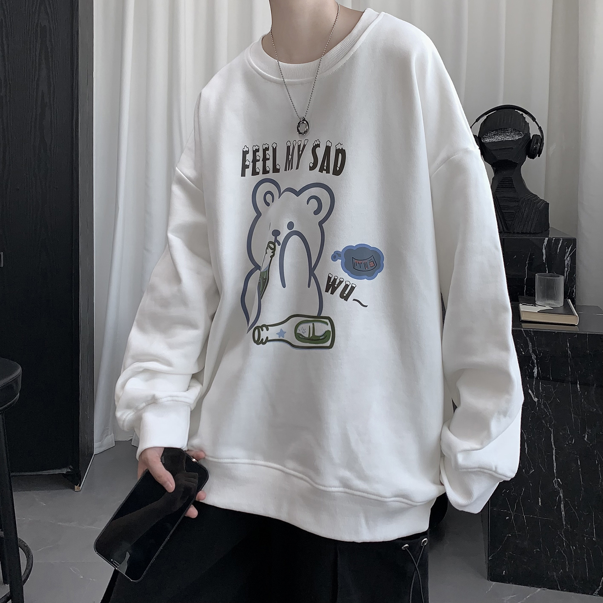 2021 new autumn cartoon printed students round the thick cotton T men's spring and autumn Chains Chains with a 100 hitch