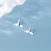 Minimalist creative fish tail ear nail s925 pure silver sen Temperament Glossy light Fresh Show qi Teenage Anti-Allergy Ear