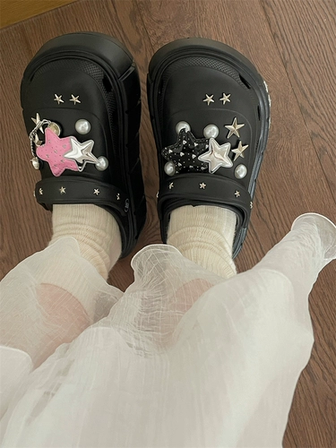 Летние тапочки в стиле Crocs, босоножки на платформе, женские тапочки, подходят для носки на улице, закрытый носок