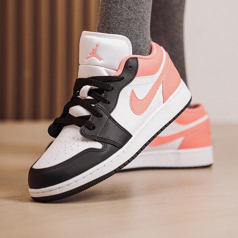 Nike/Nike Air Jordan 1 Aj1 Women's Red and White Black Sneakers Casual Basketball Shoes Dc0774-160 Nike/Nike Air Jordan 1 Aj1 Women's Red and White Black Sneakers Casual Basketball Shoes Dc0774-160