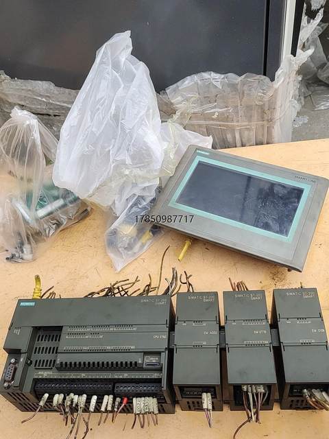 Negotiable Siemens plc module S7-200SMART model 6ES7 288-Negotiable
