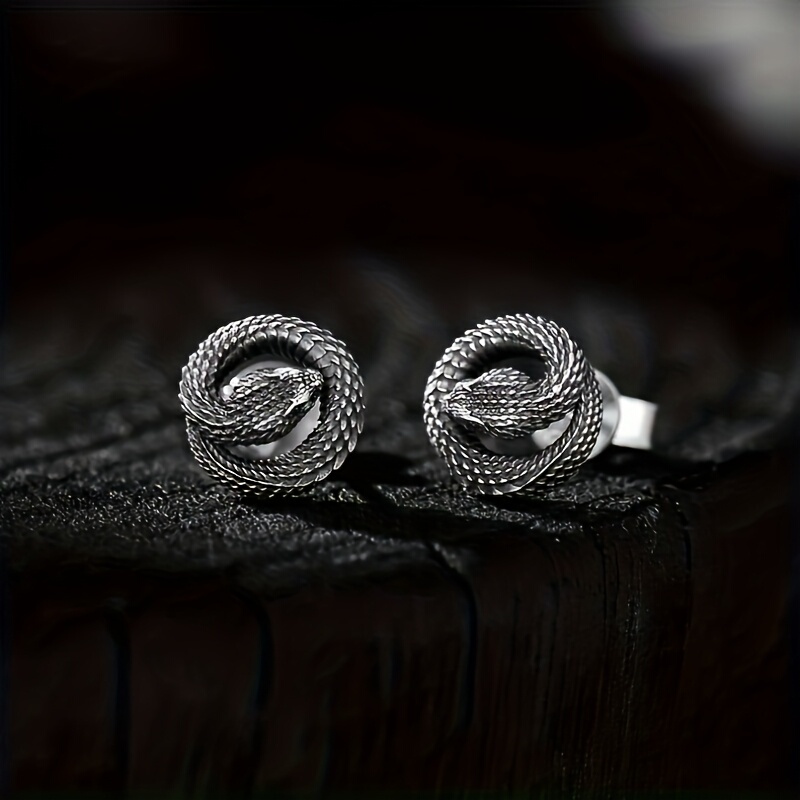 【New Product】Three-Dimensional Snake Earrings for Men, High-End, Cool, Retro, Niche, Year of the Snake Earrings