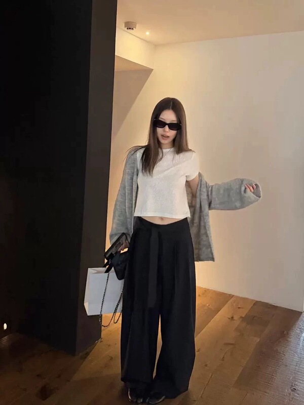 Zhang Ke'Er Oker Stall 2026 Autumn New Korean Style Casual Loose Versatile Solid Color Tie-Up Pants A1065