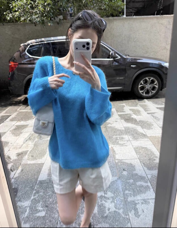 Oker Zhang Ke'Er Autumn New Round Neck Pullover Loose Thin Sweater Knitwear A1075 Oker Zhang Ke'Er Autumn New Round Neck Pullover Loose Thin Sweater Knitwear A1075
