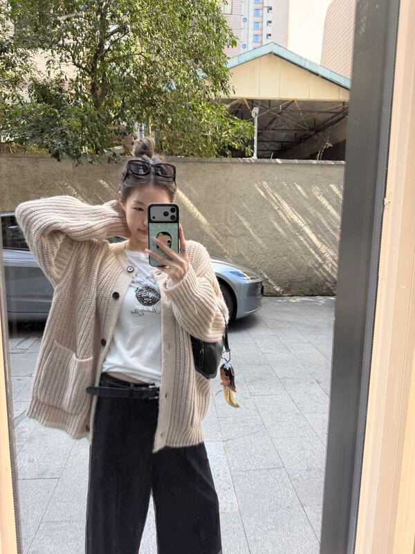 Oker Zhang Ke'Er Autumn Style Lazy Loose Fit Slimming Round Neck Vertical Striped Sweater Cardigan Jacket A1094