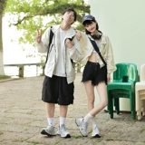 Спортивная обувь для влюбленных