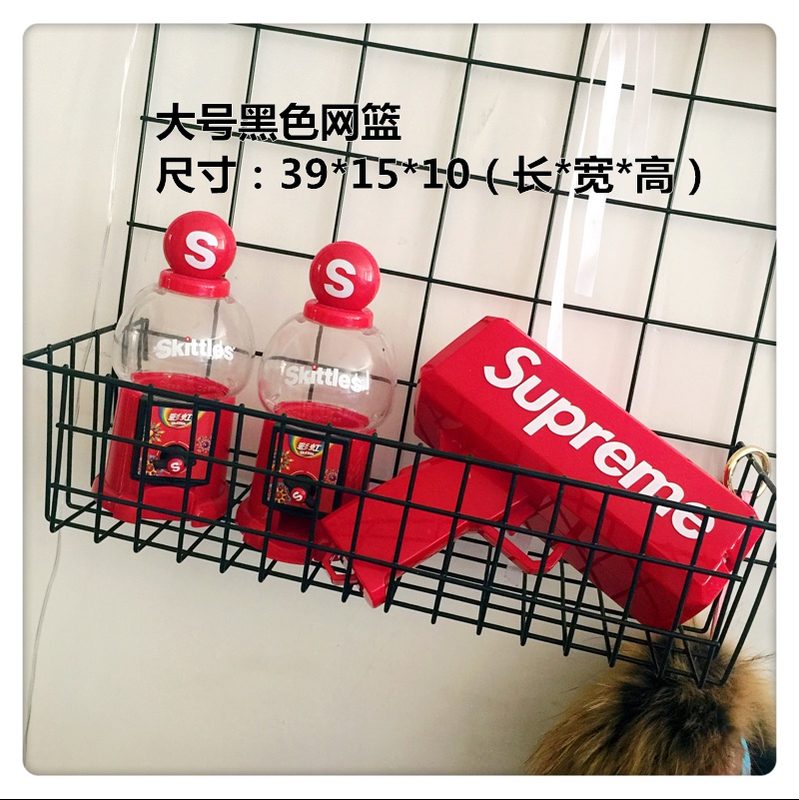 Supermarket mesh hanging basket wire mesh basket shelf black and white wire lattice hole board dip plastic storage basket storage basket