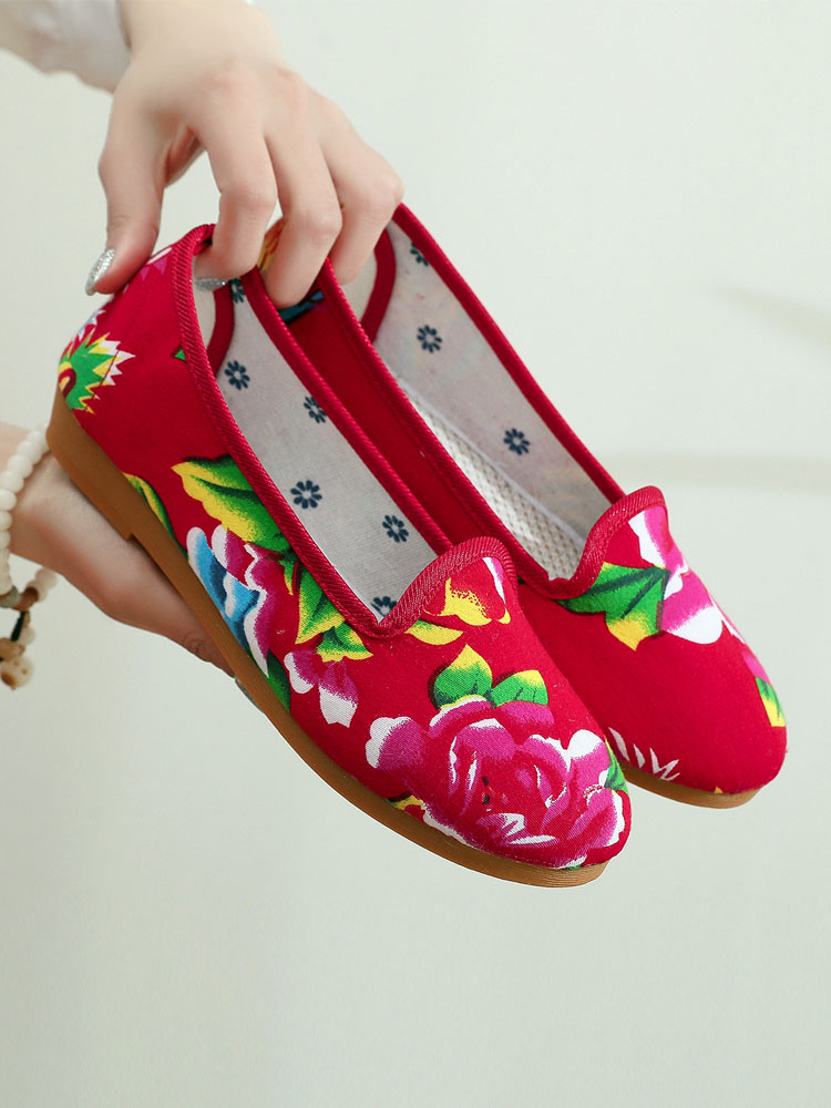Northeastern Large-Flowered Flat-Soled Old Beijing Cloth Shoes, Ethnic Style Embroidered Shoes, Flat-Soled Shoes with Horse-Faced Skirt and Tendon Soles for Women