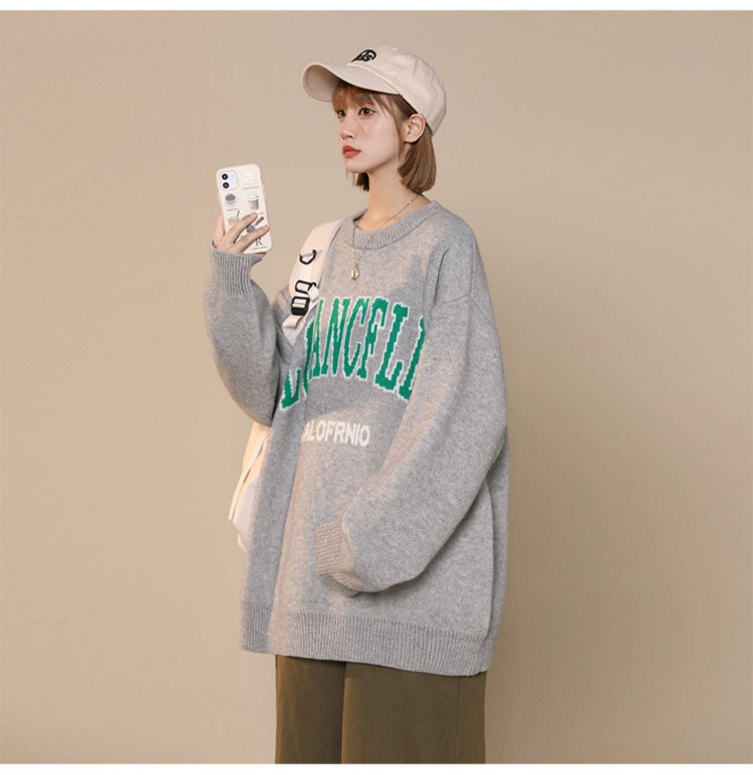 Women's Round Neck Embroidered Sweater For Women & Unisex Style_voghion.com