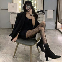  English alphabet net socks b stockings Net celebrity popular pantyhose spring and summer thin anti-hook stockings female thin bottoming socks