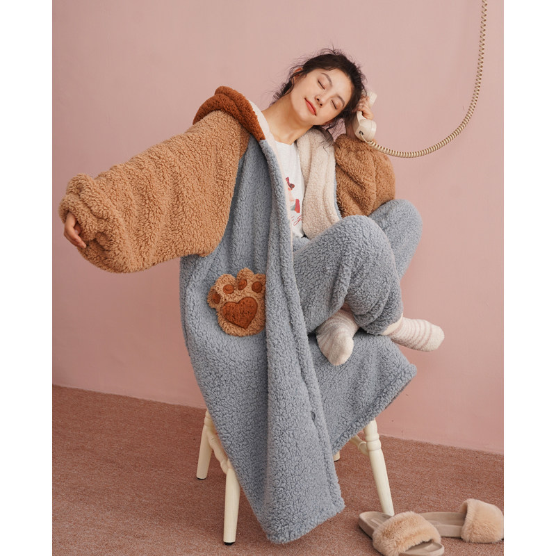 Autumn and winter nightgown coral fleece couple pajamas women Mid-length thick plus fleece cute student flannel bathrobes