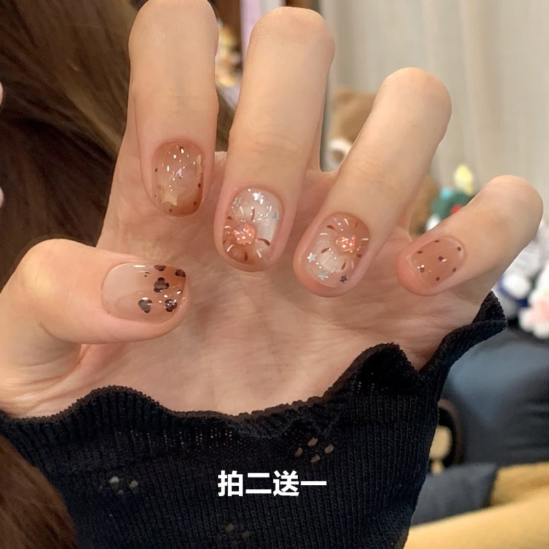Caramel Student Short Nail Tips 2026 New Amber Leopard Print Nail Art High-End Style Hot Girl Fake Nail Stickers Caramel Student Short Nail Tips 2026 New Amber Leopard Print Nail Art High-End Style Hot Girl Fake Nail Stickers