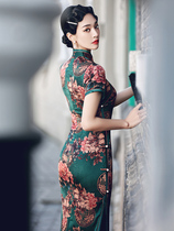 Old Shanghai traditional cheongsam show long retro temperament Republic of China improved Chinese style mother dress female autumn