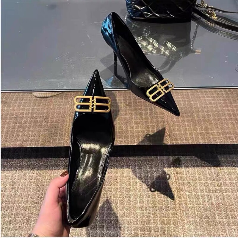 Black Patent Leather High Heels for Women, 2026 New Style, Stiletto Heels, French Style, Pointed Toe, Niche Single Shoes, Feminine and Versatile Black Patent Leather High Heels for Women, 2026 New Style, Stiletto Heels, French Style, Pointed Toe, Niche Single Shoes, Feminine and Versatile