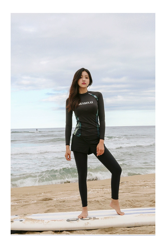 2019 mới đôi nam nữ Hàn Quốc lặn biển lặn mẹ quần áo dài tay chống nắng mỏng phù hợp với áo tắm chia - Vài đồ bơi