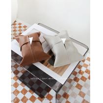 Matte textured microfiber leather car tissue cover coffee brown tissue box decorative design tissue cover