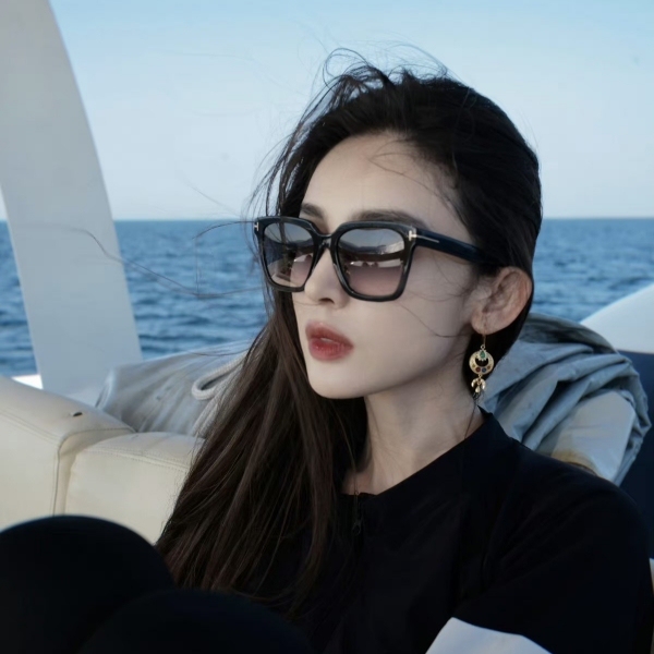Tom Ford Guli Nazha Trendy Unisex Sunglasses Tf892 Black Frame Acetate Sun Protection Sunglasses
