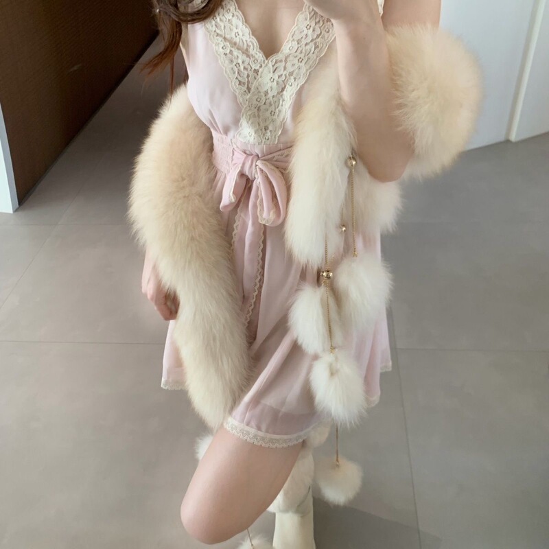Nine-Tailed Fox~Attractive Fox Fur Collar Shawl, Detachable Faux Fox Fur Scarf