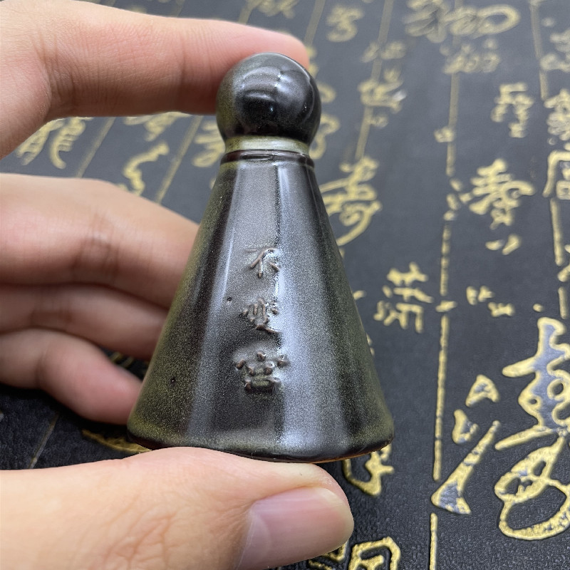 Ceramic tower molds for incense smoke for powder cone type moulds