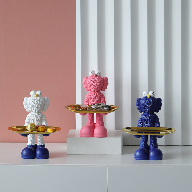 Desktop Small Pendulum Pieces Girls Decoration Kaws Paparazzi Containing Cute Adornment Creative Desk Home Accessories