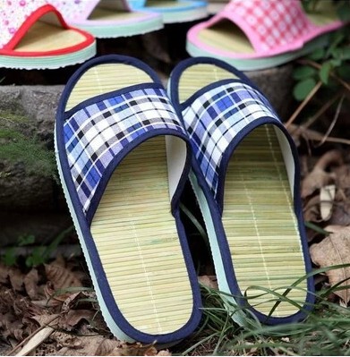 New Summer Slippers for Home Use, Couple's Bamboo Mat-Soled Slippers, Floor Slippers, Rattan Foam-Soled Elastic Bamboo Slippers