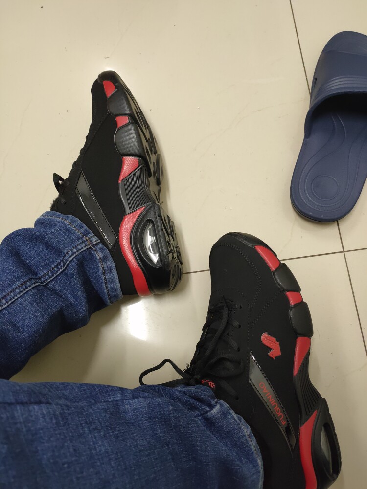 富贵鸟男鞋运动鞋免费试用有用吗？使用效果显示_搜券