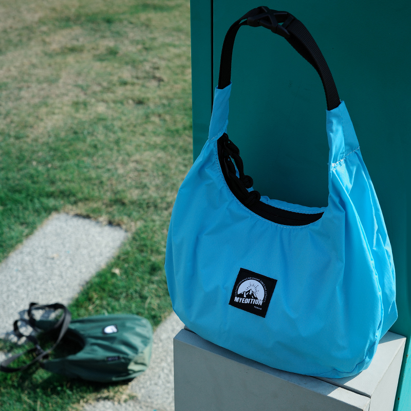 Myedition Little Moon Crossbody Bag Macaron Color Simple Lightweight Water-Repellent Mobile Phone Small Backpack