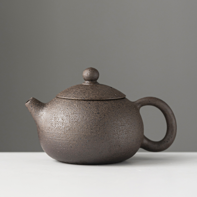 Jiumu Handmade Original Iron-Fired Coarse Pottery Handmade Firewood-Burning Xishi Teapot Dragon Kiln Firewood-Burning Stone Float Dezhong Hanwa Teapot Jiumu Handmade Original Iron-Fired Coarse Pottery Handmade Firewood-Burning Xishi Teapot Dragon Kiln Firewood-Burning Stone Float Dezhong Hanwa Teapot