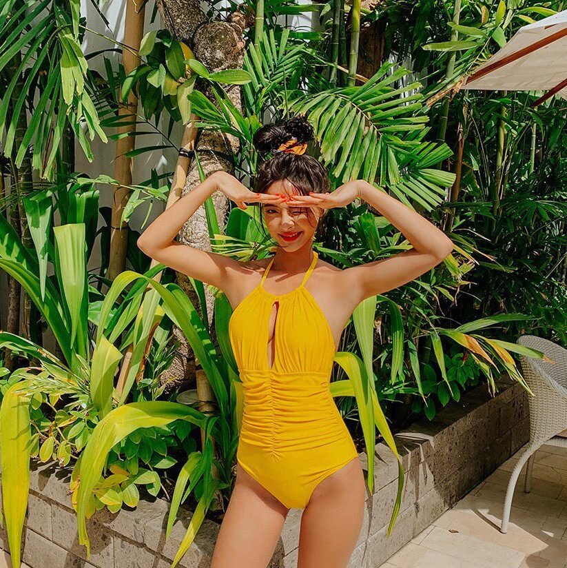 New Korean version of pure color with chest pad sleeveless one-piece swimsuit for women Sexy backless bikini swimsuit for women