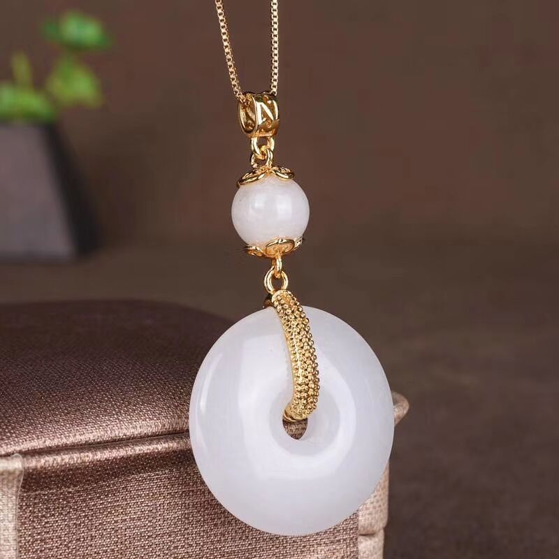 Limited time to grab 1 yuan to take the shot @s925 silver inlaid Xinjiang gold jade jade jade pendant mounted piece of men and women