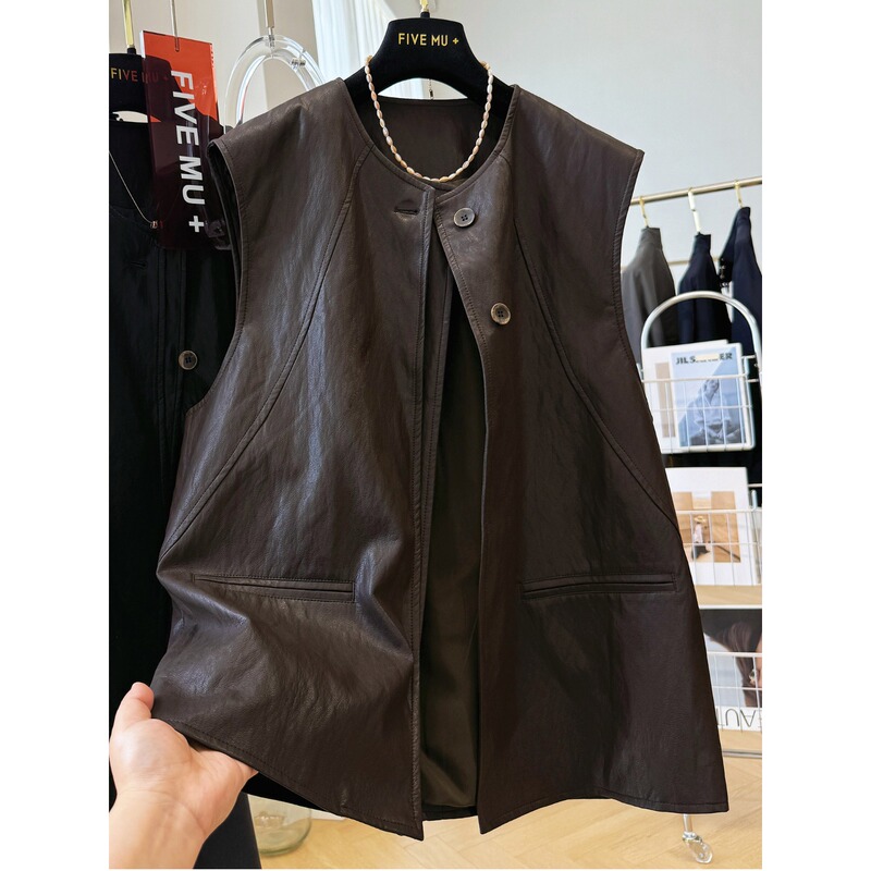 Foreign Trade~ New High-End Unique and Exquisite Design Round-Neck Sleeveless Leather Vest for Women, Autumn Layered Vest Jacket