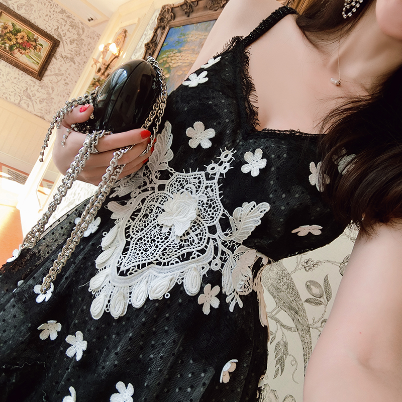 Earth Shop Holiday Bi in small sub black V collar dress Women Summer Dew Back Sexy Lace Beach Dresses